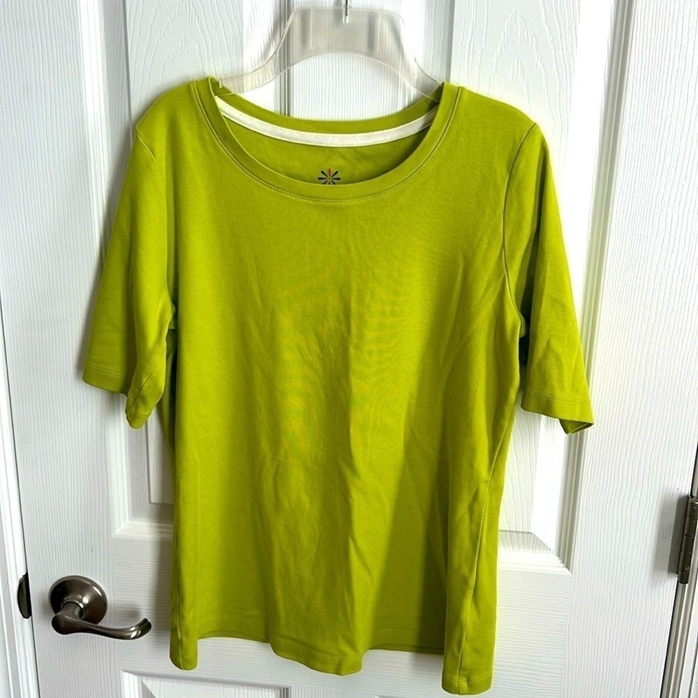 Ladies size xs top‎ by Isaac Mizrahi